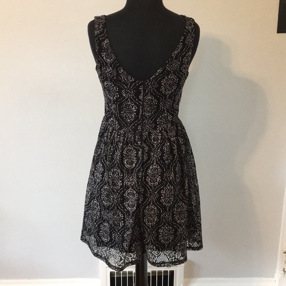 Xhilaration Black and White Damask Print Lace Dress, S - Picture 2 of 8
